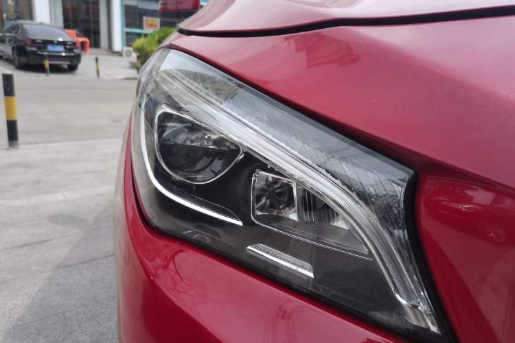 Used Mercedes-Benz CLA 2017 Facelifted CLA 180 Right Front Headlight