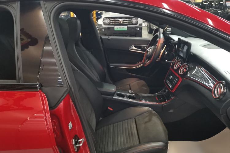 Used Mercedes-Benz CLA 2017 Refreshed CLA 220 4MATIC Right Front Seat