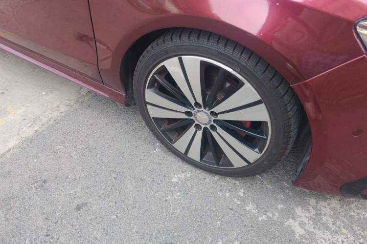 Used Mercedes-Benz CLA 2017 CLA 200 Style Edition Right Front Wheel Hub