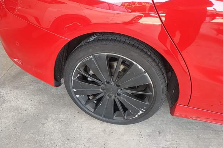 Used Mercedes-Benz CLA 2017 CLA 200 Style Edition Right Rear Wheel Hub