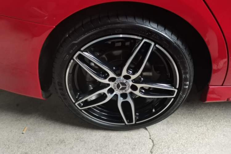 Used Mercedes-Benz CLA 2017 CLA 220 4MATIC Right Rear Wheel Hub