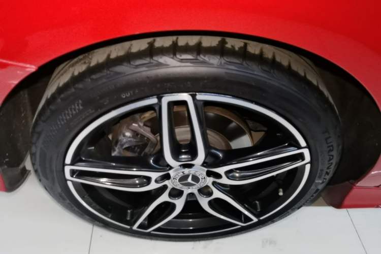 Used Mercedes-Benz CLA 2017 Refreshed CLA 220 4MATIC Right Rear Wheel Hub