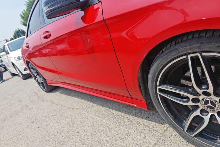 Used Mercedes-Benz CLA 2017 Refreshed CLA 220 4MATIC Right Side Sill