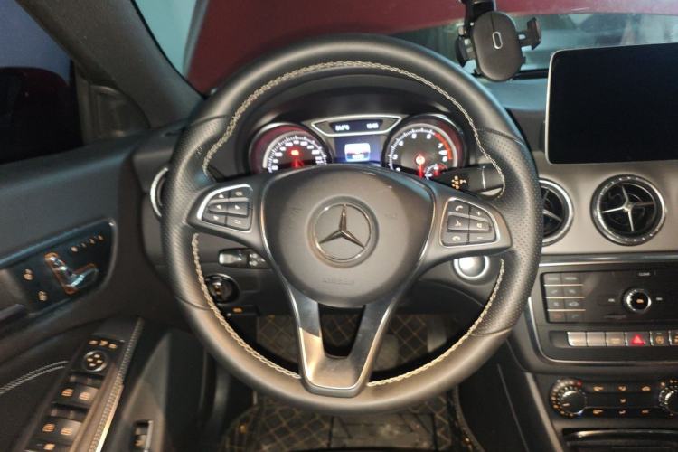 Used Mercedes-Benz CLA 2017 Facelifted CLA 200 Stylish Edition Steering Wheel
