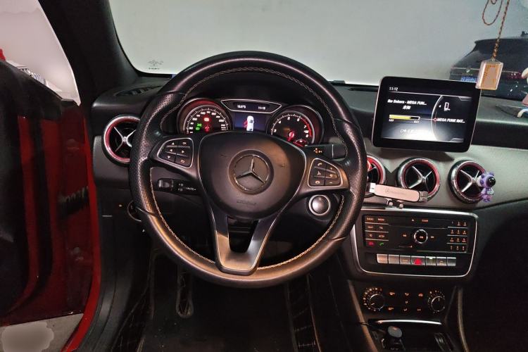 Used Mercedes-Benz CLA 2017 Facelifted CLA 200 Stylish Edition Steering Wheel