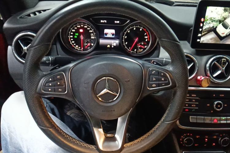 Used Mercedes-Benz CLA 2017 Facelifted CLA 200 Stylish Edition Steering Wheel