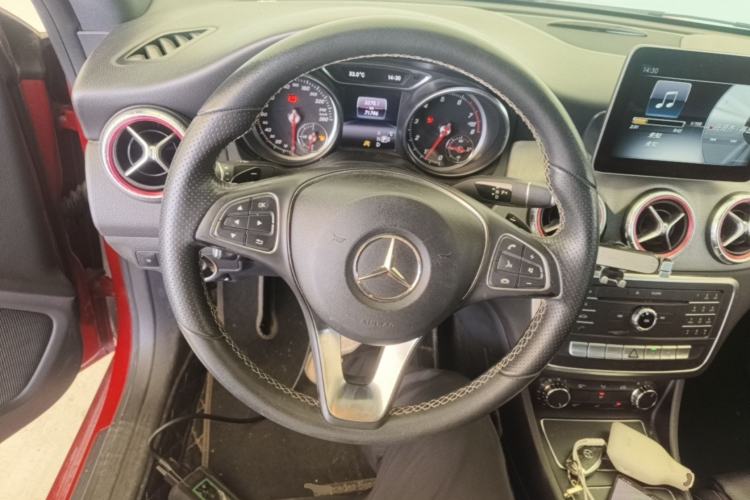 Used Mercedes-Benz CLA 2017 Facelifted CLA 200 Stylish Edition Steering Wheel