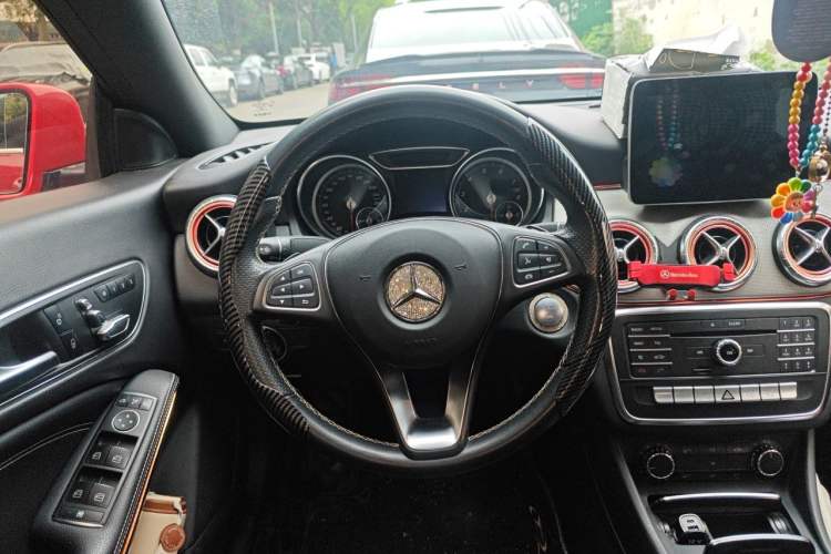Used Mercedes-Benz CLA 2017 Facelifted CLA 200 Stylish Edition Steering Wheel