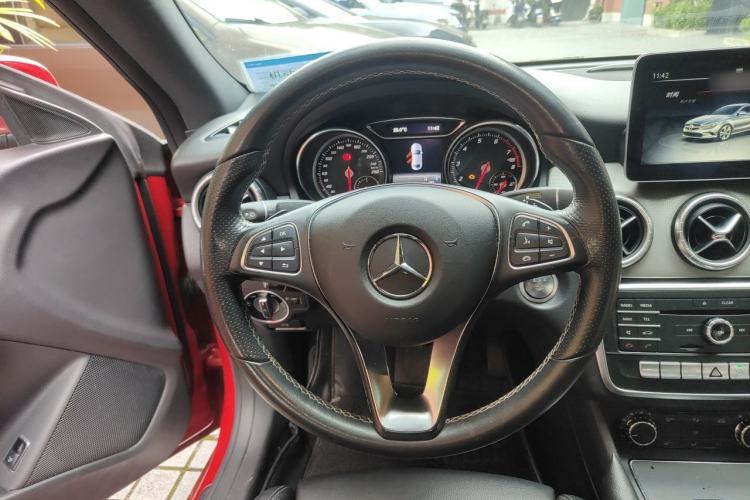 Used Mercedes-Benz CLA 2017 CLA 200 Sport Edition Steering Wheel