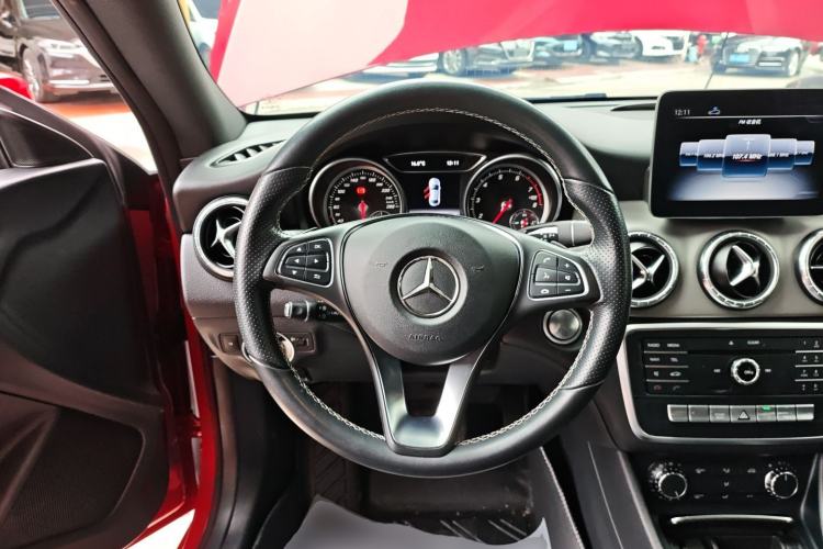 Used Mercedes-Benz CLA 2017 Refreshed CLA 200 Sport Edition Steering Wheel