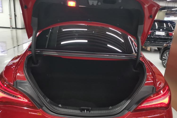 Used Mercedes-Benz CLA 2017 Refreshed CLA 220 4MATIC Trunk