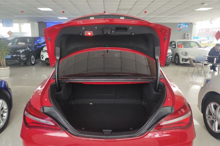 Used Mercedes-Benz CLA 2017 Refreshed CLA 220 4MATIC Trunk