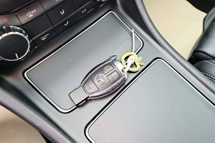 Used Mercedes-Benz CLA 2017 Facelifted CLA 200 Stylish Edition Vehicle Key
