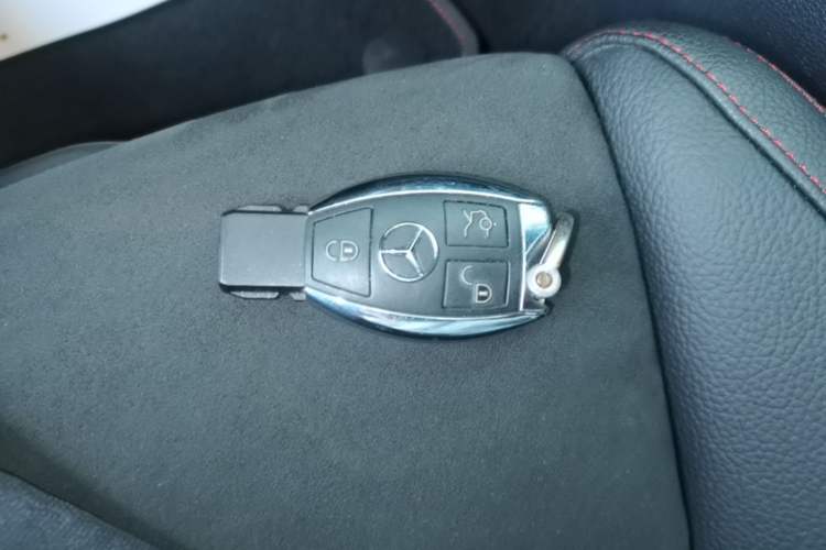 Used Mercedes-Benz CLA 2017 CLA 220 4MATIC Vehicle Key