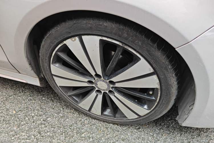 Used Mercedes-Benz CLA 2017 CLA 200 Style Edition Right Front Wheel Hub