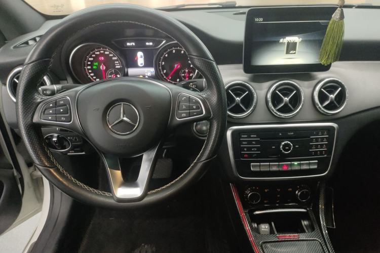 Used Mercedes-Benz CLA 2017 Refreshed CLA 200 Sport Edition Center Console