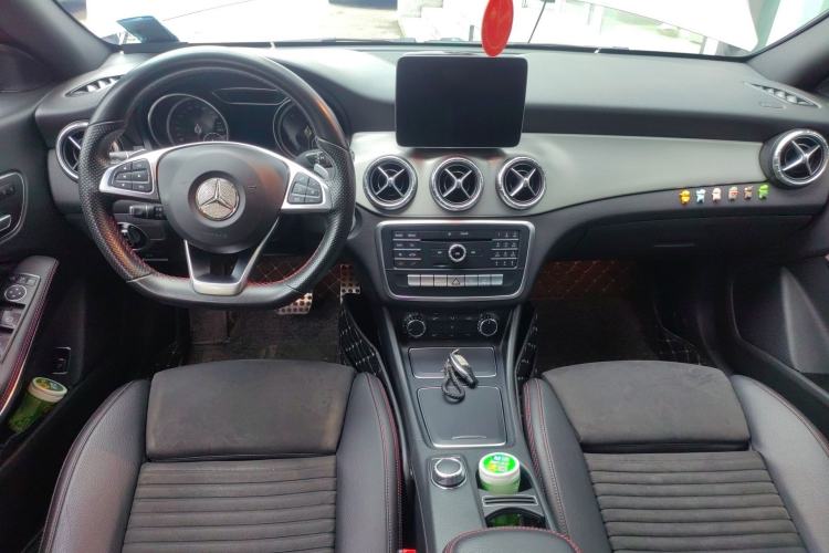 Used Mercedes-Benz CLA 2017 CLA 220 4MATIC Center Console