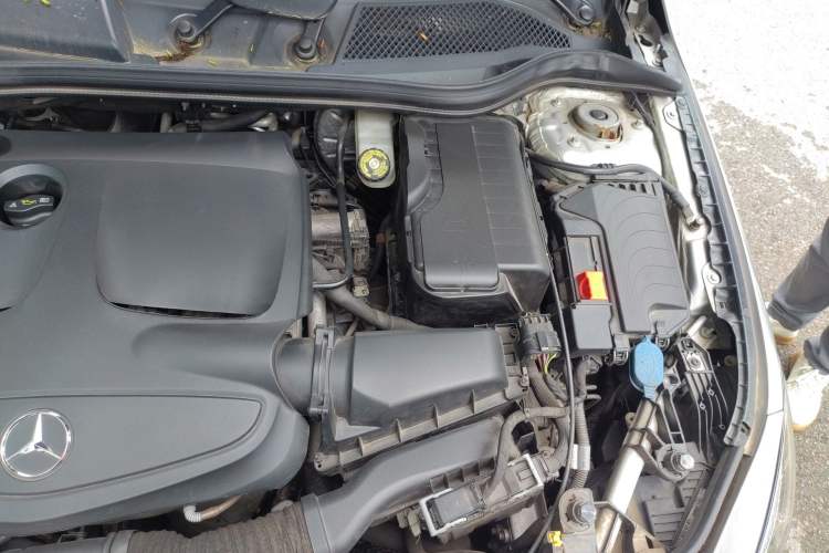 Used Mercedes-Benz CLA 2017 CLA 220 4MATIC Engine Bay Left