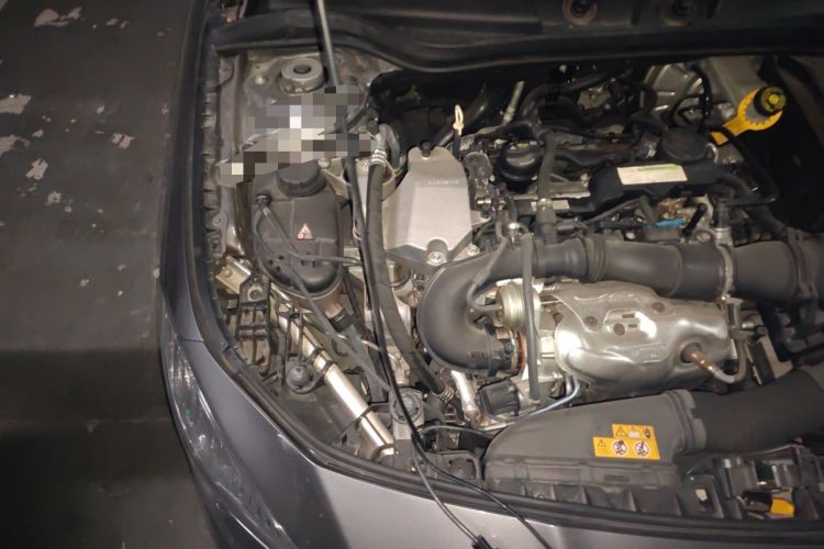 Used Mercedes-Benz CLA 2017 Refreshed CLA 200 Sport Edition Engine Bay Right