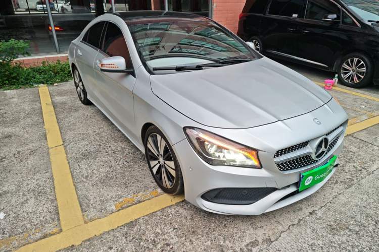 Used Mercedes-Benz CLA 2017 CLA 200 Style Edition Front Right 45 Deg