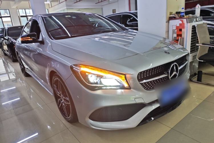 Used Mercedes-Benz CLA 2017 CLA 220 4MATIC Front Right 45 Deg