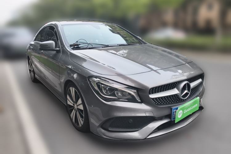 Used Mercedes-Benz CLA 2017 CLA 200 Style Edition Front Right 45 Deg