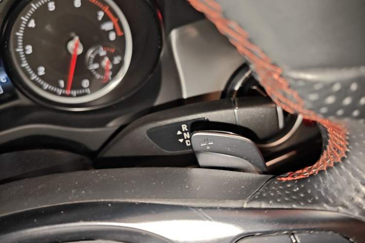 Used Mercedes-Benz CLA 2017 CLA 220 4MATIC Gear Lever