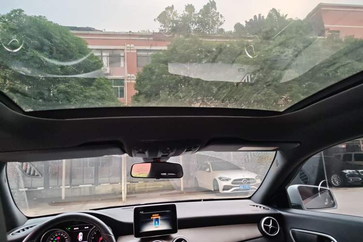 Used Mercedes-Benz CLA 2017 CLA 200 Style Edition Headliner