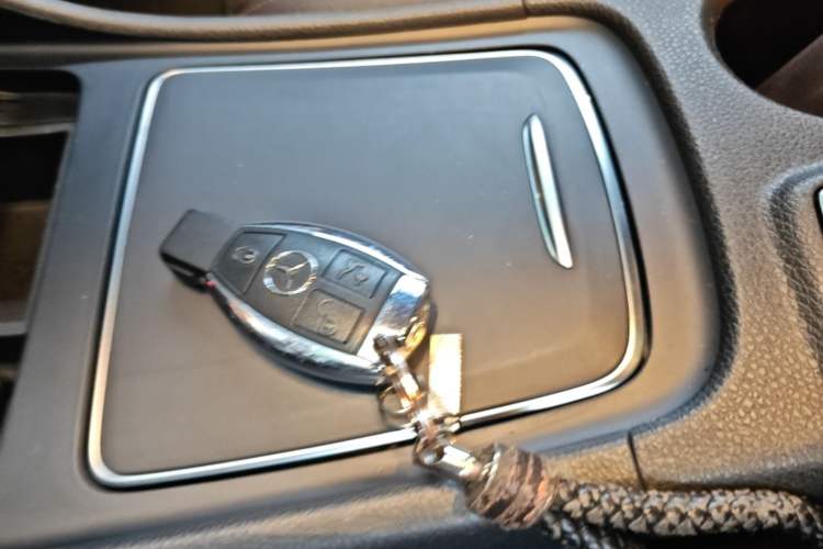 Used Mercedes-Benz CLA 2017 CLA 220 4MATIC Interior 1