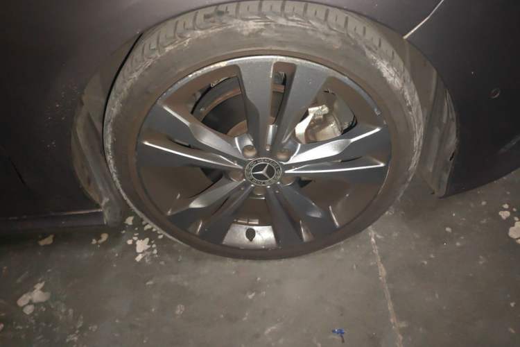 Used Mercedes-Benz CLA 2017 Refreshed CLA 200 Sport Edition Right Front Wheel Hub