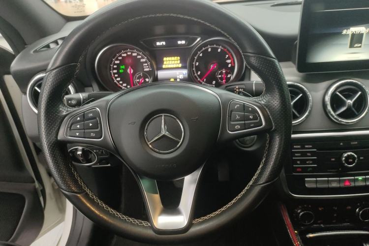 Used Mercedes-Benz CLA 2017 Refreshed CLA 200 Sport Edition Steering Wheel
