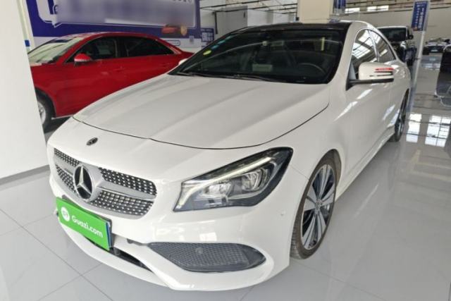 Mercedes-Benz CLA 2017 Facelifted CLA 200 Stylish Edition usado
