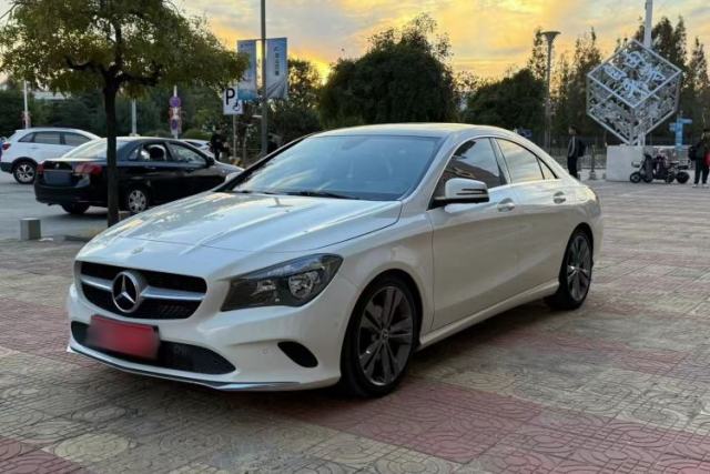 Ojetý Mercedes-Benz CLA 2017 CLA 200 Sport Edition