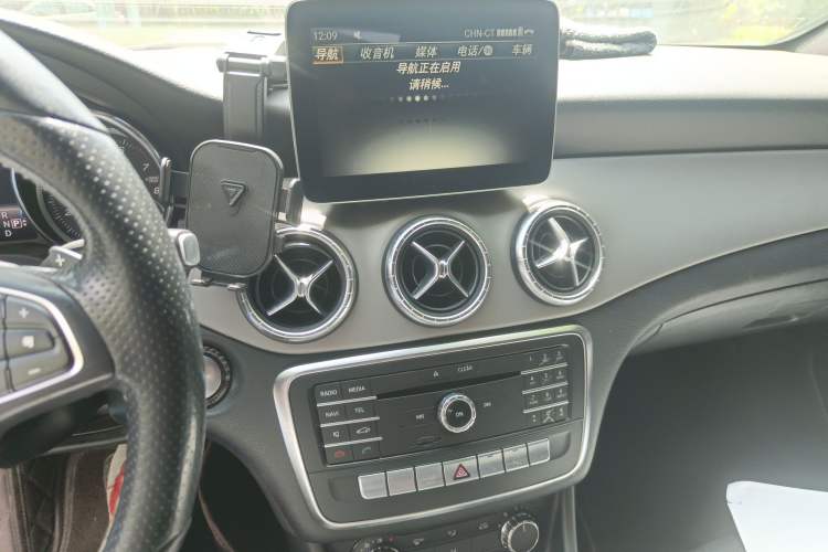 Used Mercedes-Benz CLA 2017 CLA 200 Sport Edition Audio And AC Panel
