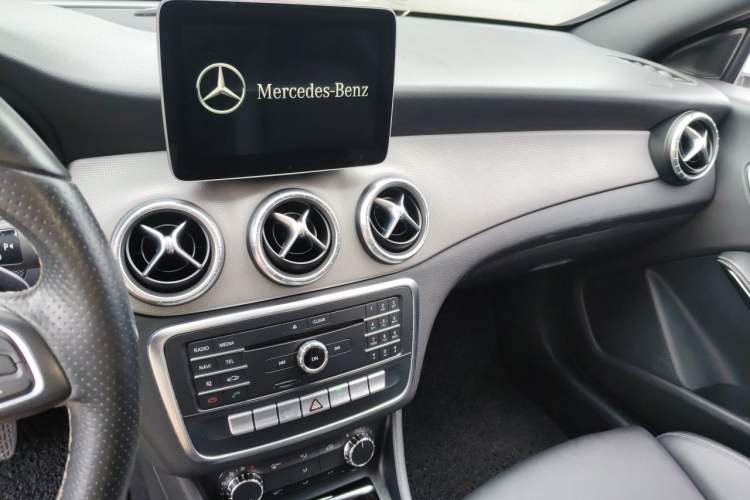 Used Mercedes-Benz CLA 2017 Facelifted CLA 200 Stylish Edition Audio And AC Panel