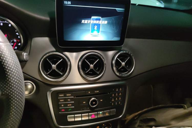 Used Mercedes-Benz CLA 2017 CLA 220 4MATIC Audio And AC Panel