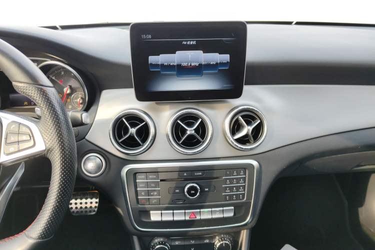 Used Mercedes-Benz CLA 2017 Refreshed CLA 220 4MATIC Audio And AC Panel
