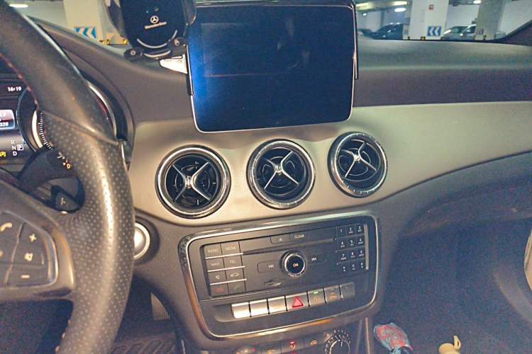 Used Mercedes-Benz CLA 2017 CLA 200 Sport Edition Audio And AC Panel