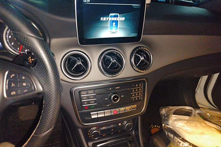 Used Mercedes-Benz CLA 2017 Facelifted CLA 200 Stylish Edition Audio And AC Panel