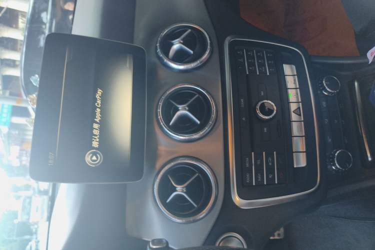 Used Mercedes-Benz CLA 2017 CLA 220 4MATIC Audio And AC Panel