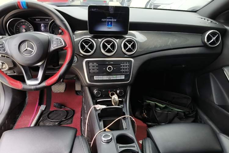 Used Mercedes-Benz CLA 2017 Facelifted CLA 200 Stylish Edition Audio And AC Panel