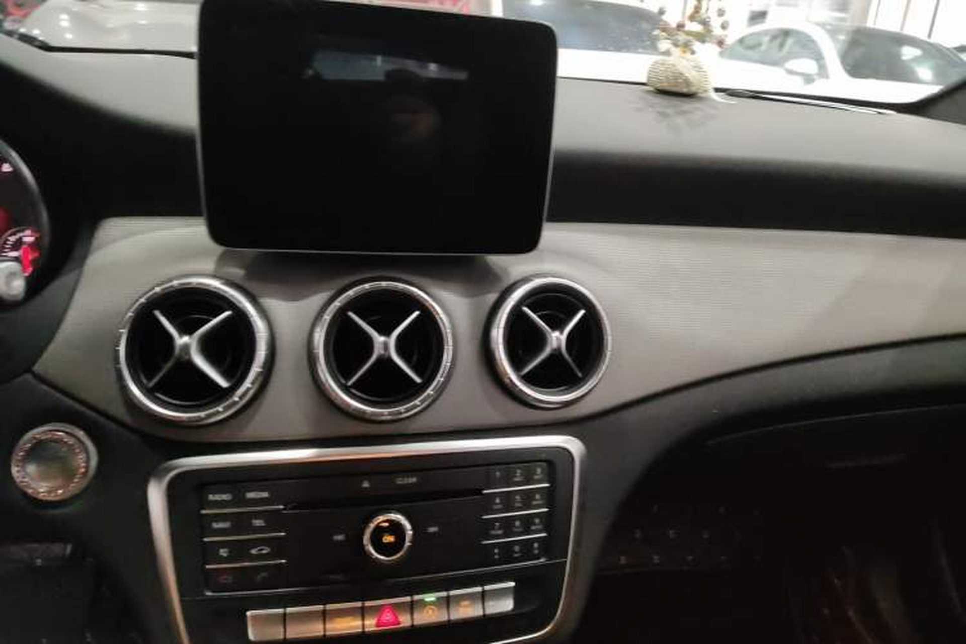 Used Mercedes-Benz CLA 2017 Refreshed CLA 200 Sport Edition Audio And AC Panel