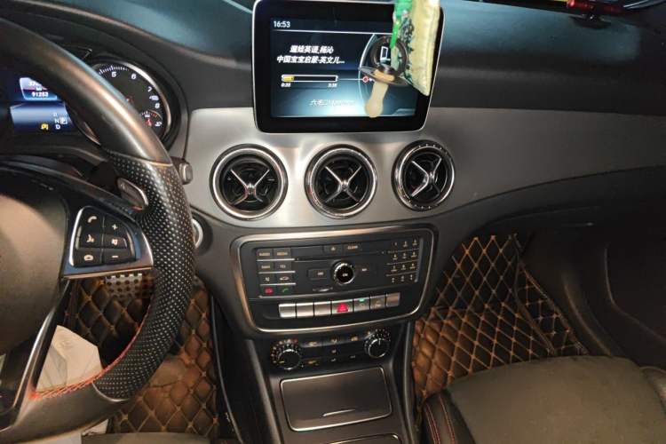 Used Mercedes-Benz CLA 2017 CLA 220 4MATIC Audio And AC Panel