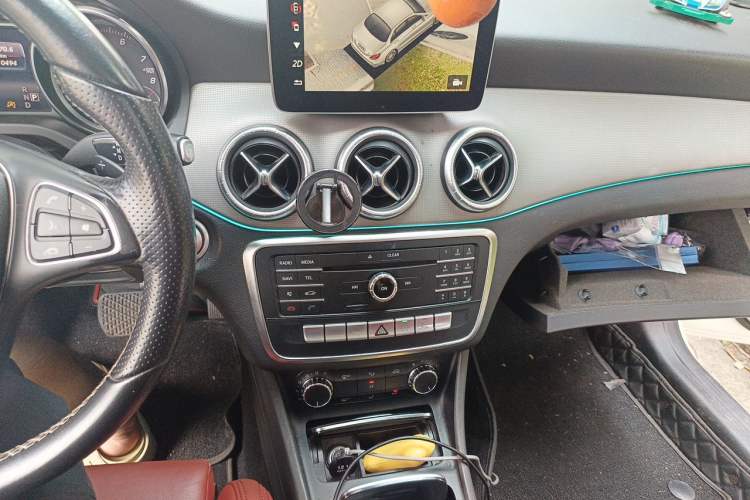 Used Mercedes-Benz CLA 2017 Refreshed CLA 200 Sport Edition Audio And AC Panel