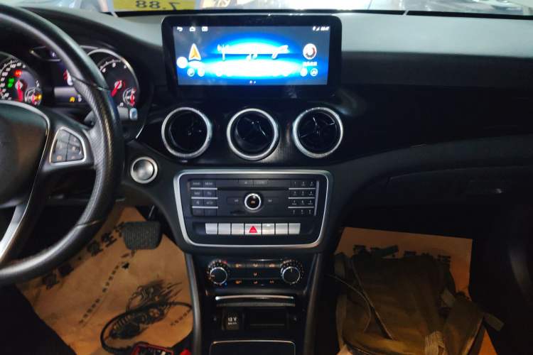 Used Mercedes-Benz CLA 2017 CLA 180 Audio And AC Panel