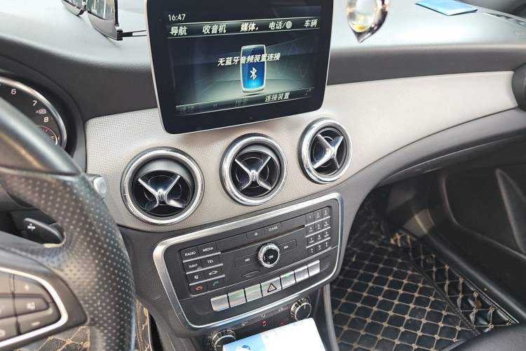 Used Mercedes-Benz CLA 2017 Refreshed CLA 200 Sport Edition Audio And AC Panel