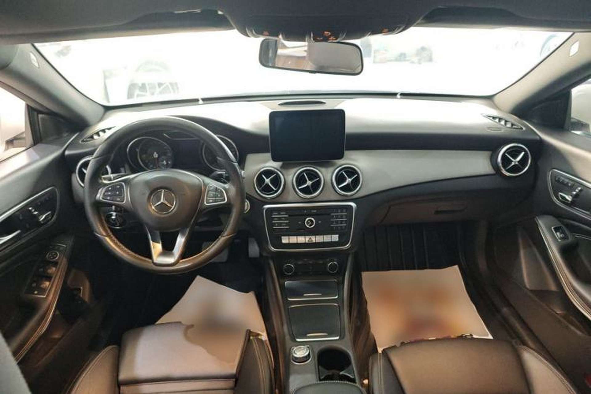 Used Mercedes-Benz CLA 2017 Facelifted CLA 200 Stylish Edition Center Console
