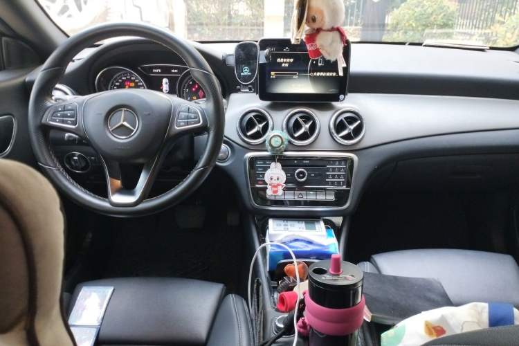Used Mercedes-Benz CLA 2017 Refreshed CLA 200 Sport Edition Center Console