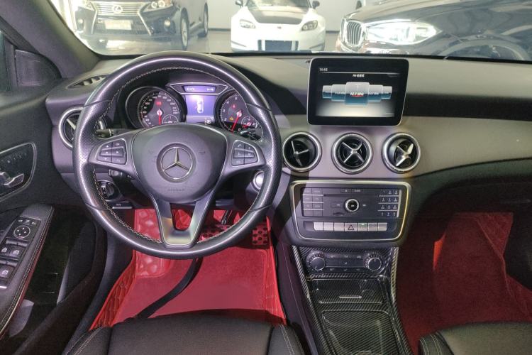 Used Mercedes-Benz CLA 2017 CLA 200 Style Edition Center Console