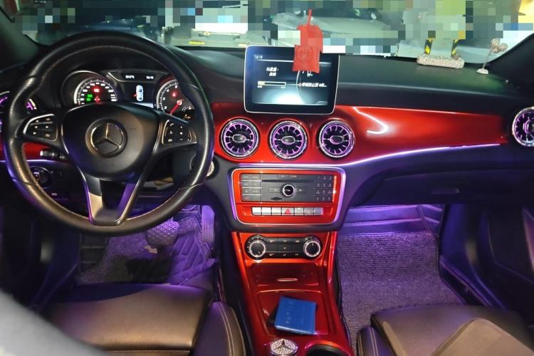 Used Mercedes-Benz CLA 2017 Refreshed CLA 200 Sport Edition Center Console